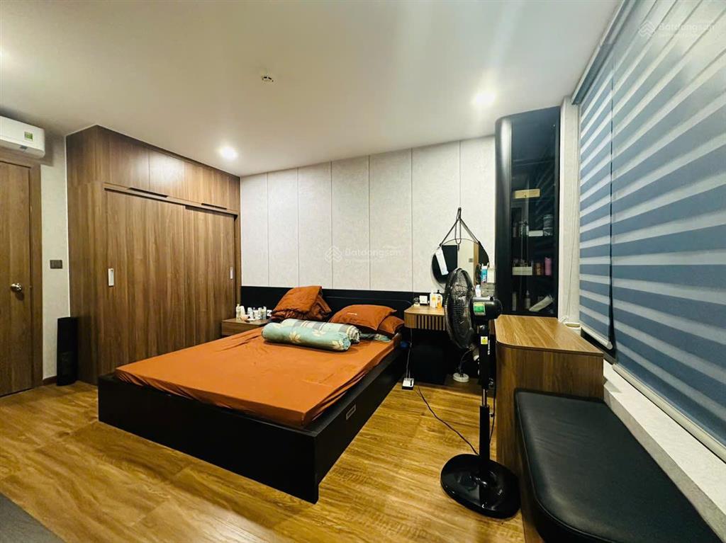 Bán căn 3pn full nội thất đẹp cc de capella q2, 95m2 căn góc nhà mới giá 9,5 tỷ sổ hồng