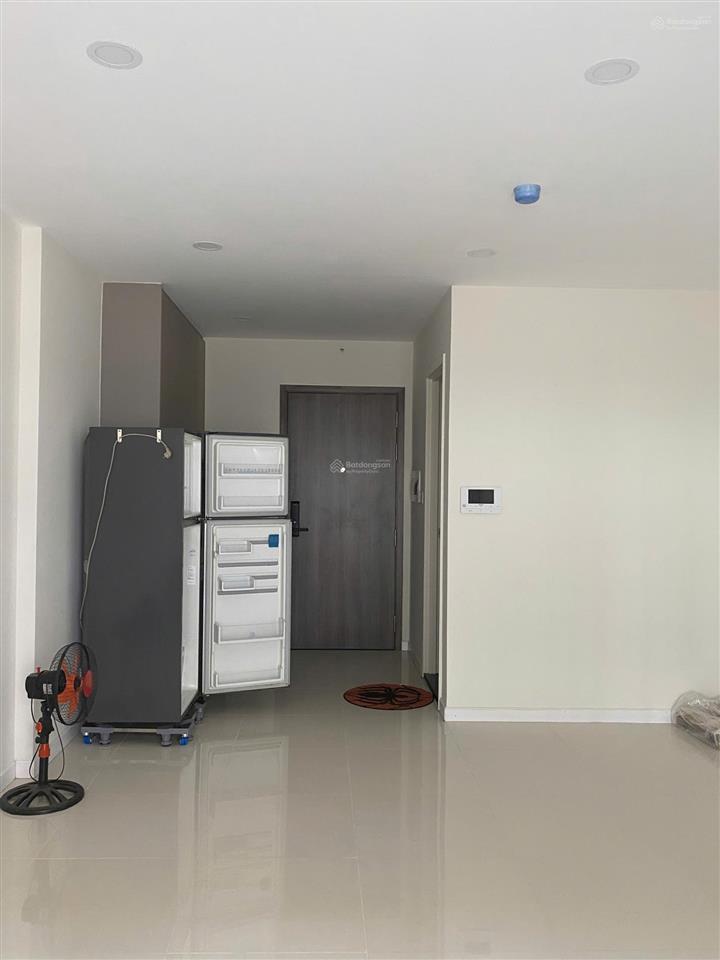 Cho thuê officetel lavida+ q7 37m2 nhà có nt, view mát giá 9tr/tháng gần đh rmit, đối diện scvivo