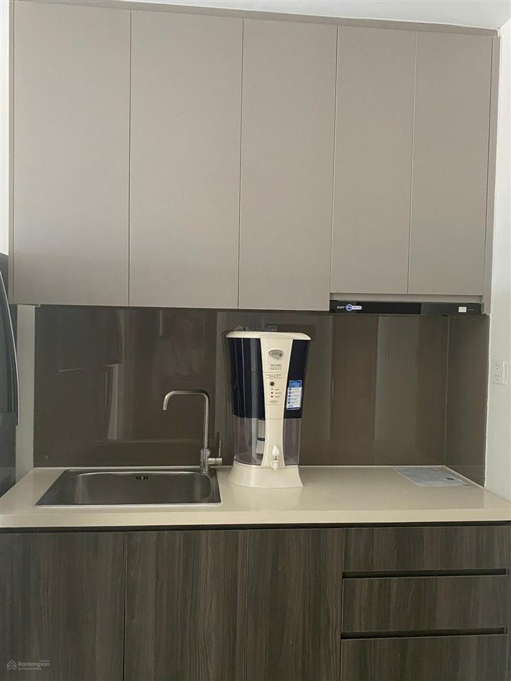 Cho thuê officetel lavida+ q7 37m2 nhà có nt, view mát giá 9tr/tháng gần đh rmit, đối diện scvivo
