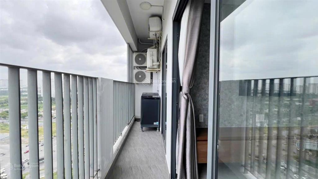 Bán nhanh căn 2pn 74m2 lavida+ quận 7 giá 5,3 tỷ tổng giá gồm sổ, đầy đủ nội thất, có sẵn hđ thuê