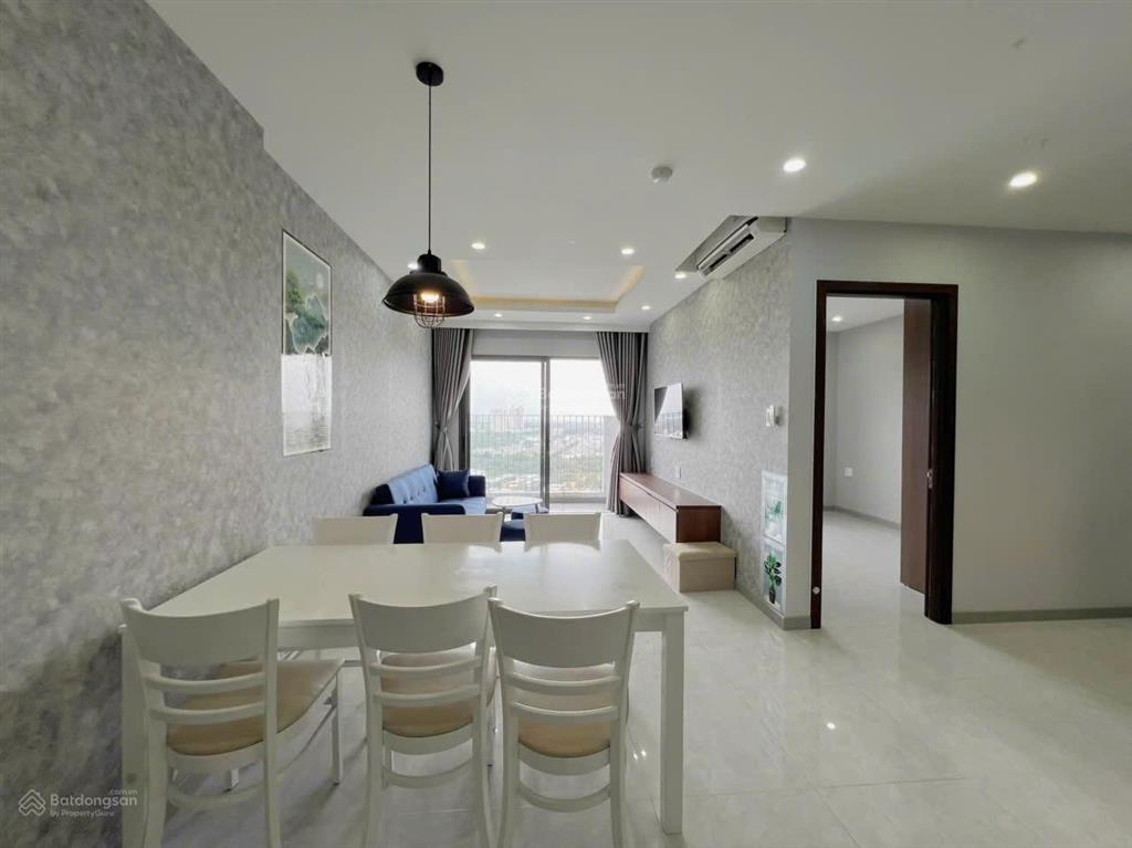 Bán nhanh căn 2pn 74m2 lavida+ quận 7 giá 5,3 tỷ tổng giá gồm sổ, đầy đủ nội thất, có sẵn hđ thuê