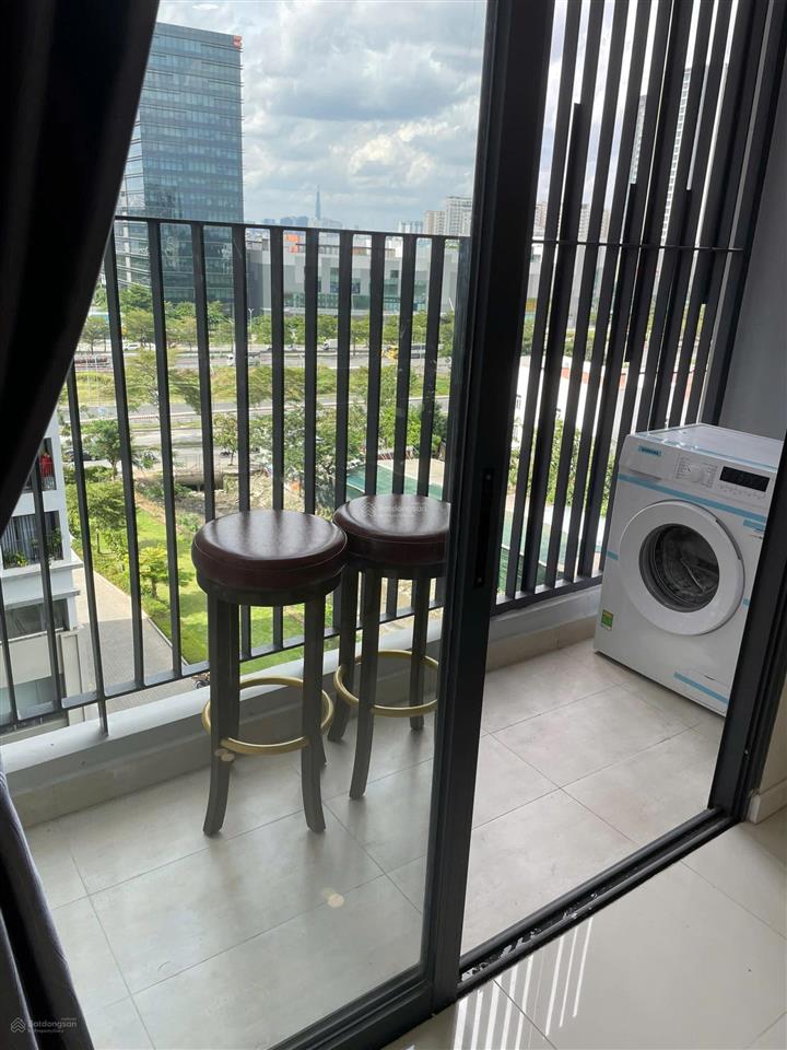 Bán nhanh căn officetel lavida+ quận 7 28m2 nhà có sẵn nội thất giá chỉ 1,950 tỷ bao phí sang tên