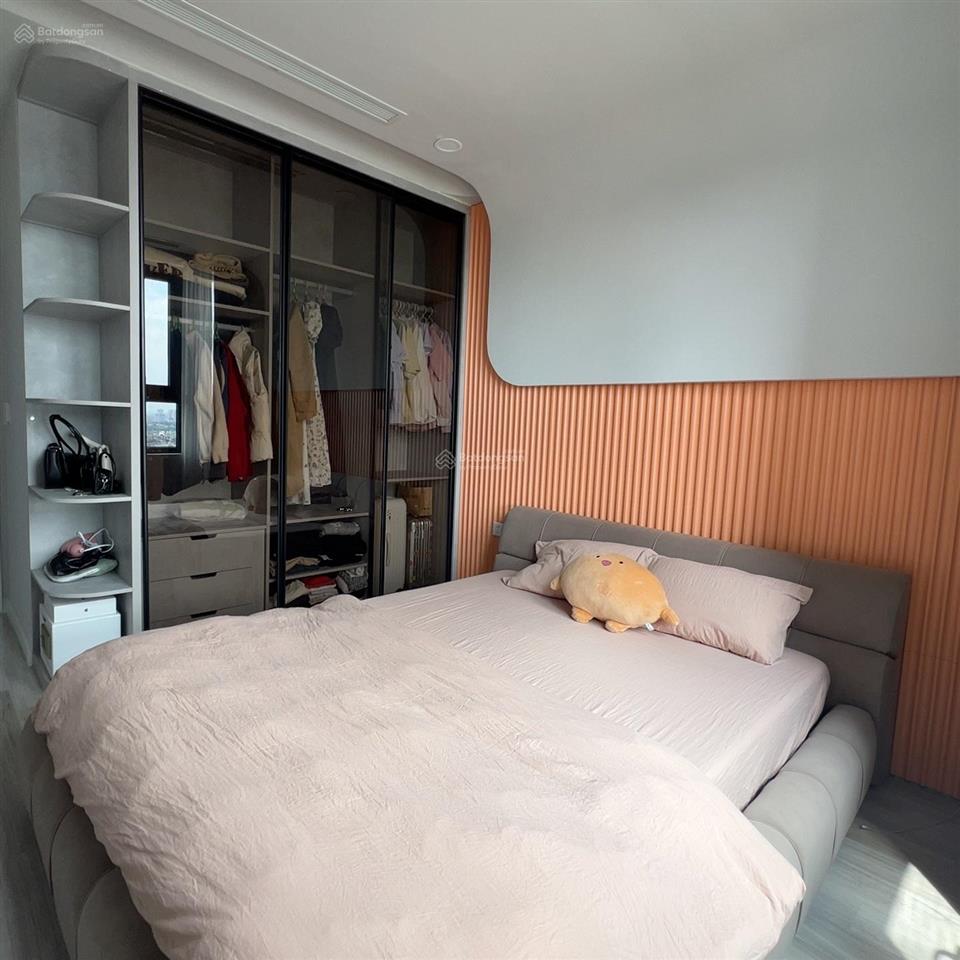9 tỷ chính chủ bán căn 2 ngủ brg 25 lê văn lương full đồ xịn.có sổ, slot oto , bc đông nam