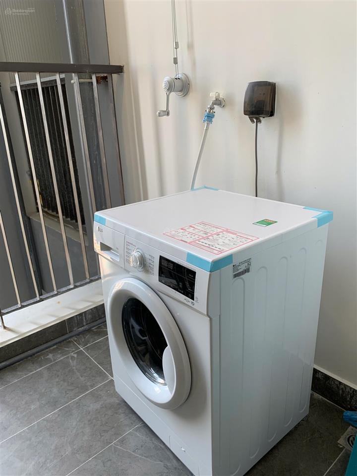 14,6 tỷ chính chủ bán căn 3 ngủ 107m2 tòa brg 25 lê văn lương.full đồ. bc đông nam.slot oto