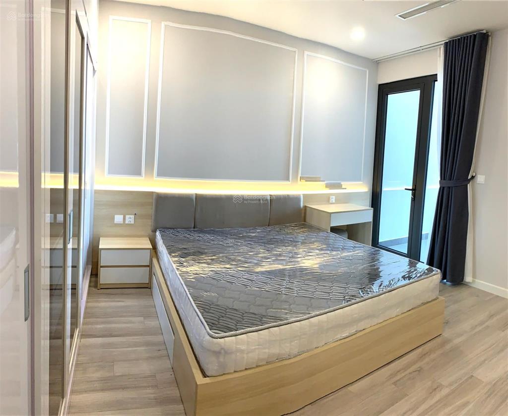 14,6 tỷ chính chủ bán căn 3 ngủ 107m2 tòa brg 25 lê văn lương.full đồ. bc đông nam.slot oto