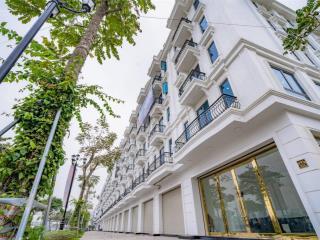 22 tỷ thu chính chủ tôi có việc bán căn lk lô góc 94.5m2, mặt tiền 9,6m kiến hưng luxury