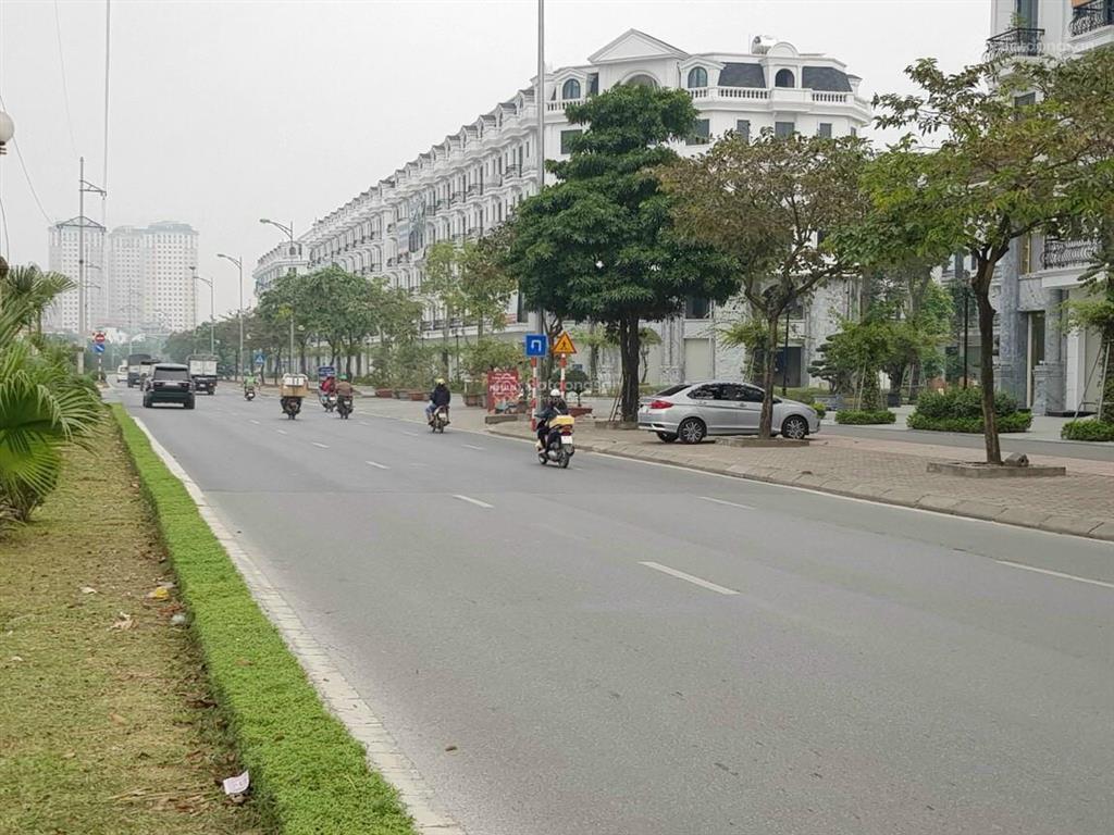 22 tỷ thu chính chủ tôi có việc bán căn lk lô góc 94.5m2, mặt tiền 9,6m kiến hưng luxury