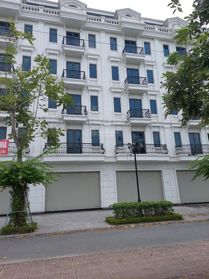 22 tỷ thu chính chủ tôi có việc bán căn lk lô góc 94.5m2, mặt tiền 9,6m kiến hưng luxury
