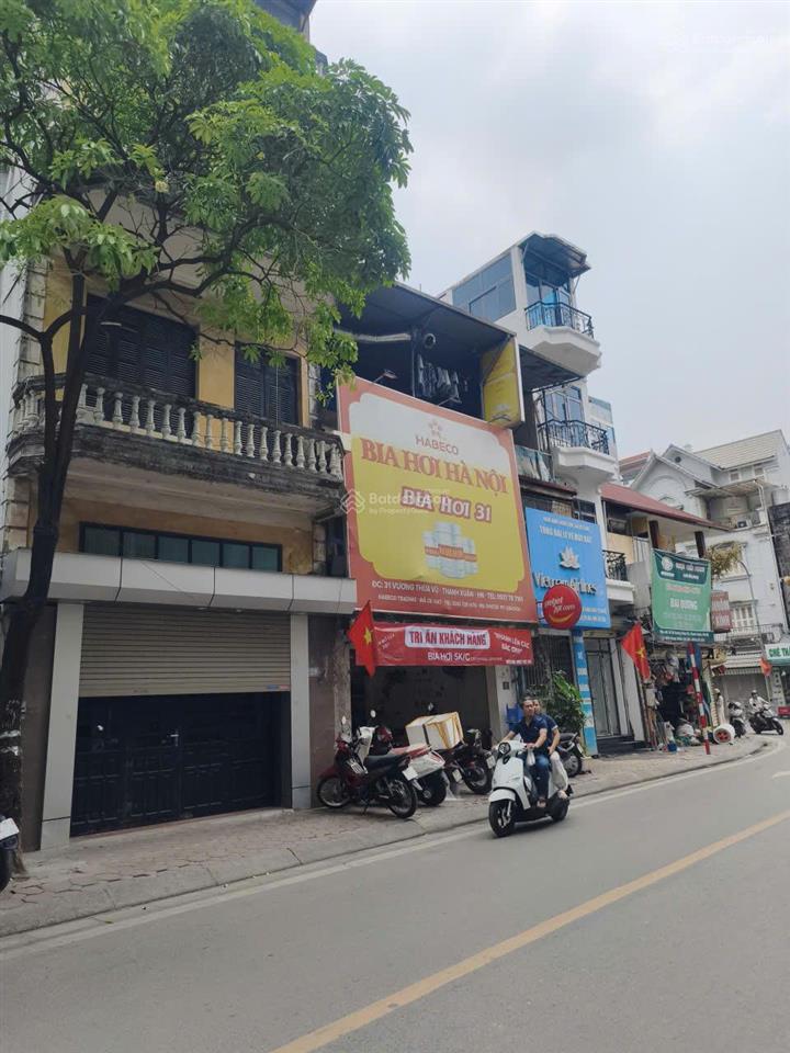 Tôi chính chủ bán nhà . s 61,7m2 mặt phố vương thừa vũ giao với phố trường chinh hn