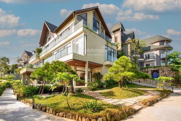 26tr /m2. chính chủ bán biệt thự 524m làng châu âu melorita hòa lạc | sổ đỏ lâu dài | mt 17m