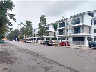 Tôi chính chủ biệt thự 250m2 sol lake villa, yên nghĩa, hà đông, sẵn sổ đỏ. đông nam, mt 10m