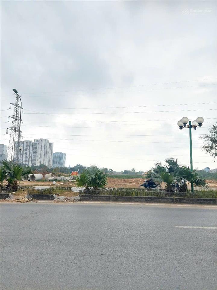 Tôi chính chủ biệt thự 250m2 sol lake villa, yên nghĩa, hà đông, sẵn sổ đỏ. đông nam, mt 10m