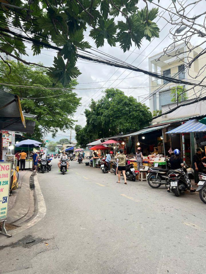 Bán khu trọ CHDV ngay Cao đẳng Công Thương Q9 10x25
