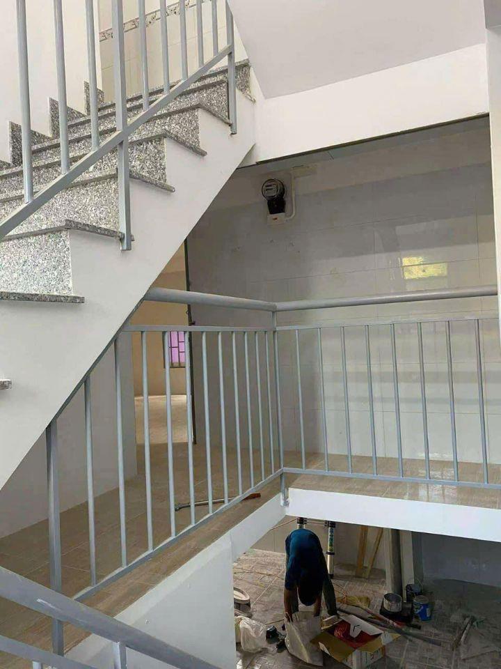 Cần bán CHDV 1/ ngay Uỷ ban P.Tăng Nhơn Phú Q9 thu nhập 60tr/tháng