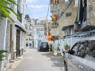 Bán đất tặng nhà 2 tầng, hẻm ô tô, phan đình phùng, dt 4x 19m, sổ vuông vứt, 11.5 tỷ tl.