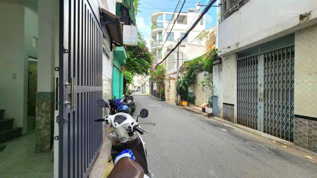 Mặt tiền hẻm xe tải, vừa ở vừa kinh doanh hoàng hoa thám phú nhuận, ngang 5m, 5 tầng, 5.59 tỷ tl