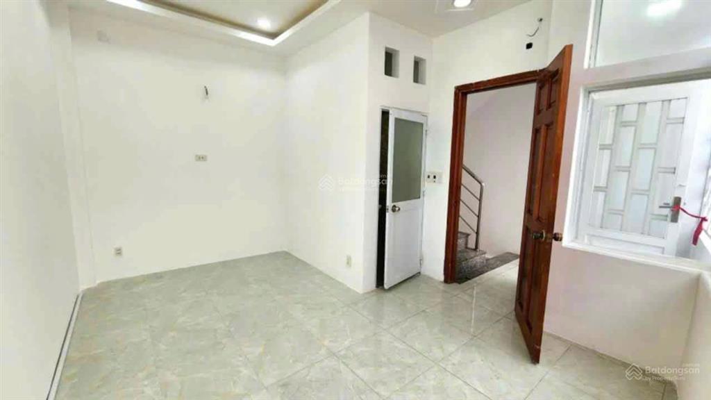 Mặt tiền hẻm xe tải, vừa ở vừa kinh doanh hoàng hoa thám phú nhuận, ngang 5m, 5 tầng, 5.59 tỷ tl