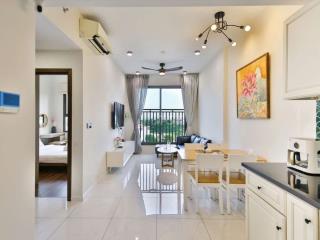 GIẢM GIÁ KHỦNG,CĂN HỘ ĐẸP LUNG LINH VIEW HỒ BƠI, FULL NỘI THẤT CAO CẤP