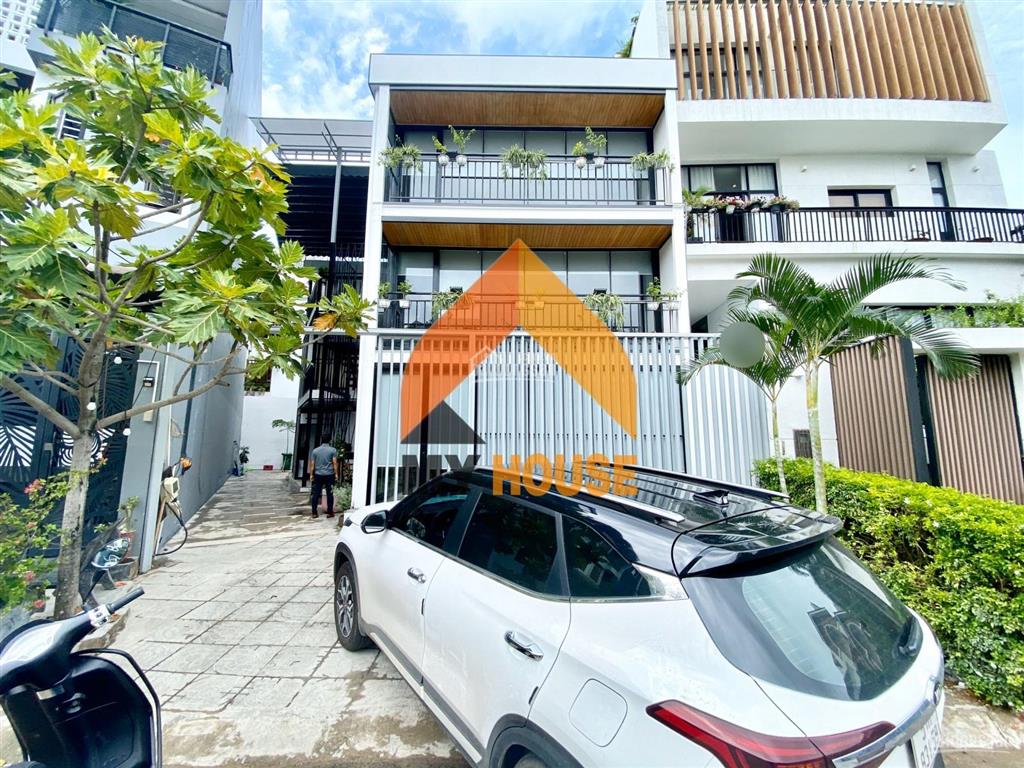 Tòa văn phòng q2 style không gian mở hiện đại mới xây đẹp đỉnh cao giá rẻ 20tr