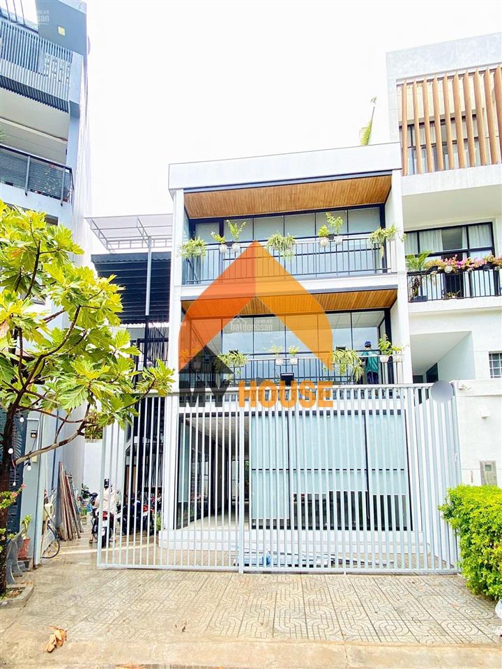 Tòa văn phòng q2 style không gian mở hiện đại mới xây đẹp đỉnh cao giá rẻ 20tr