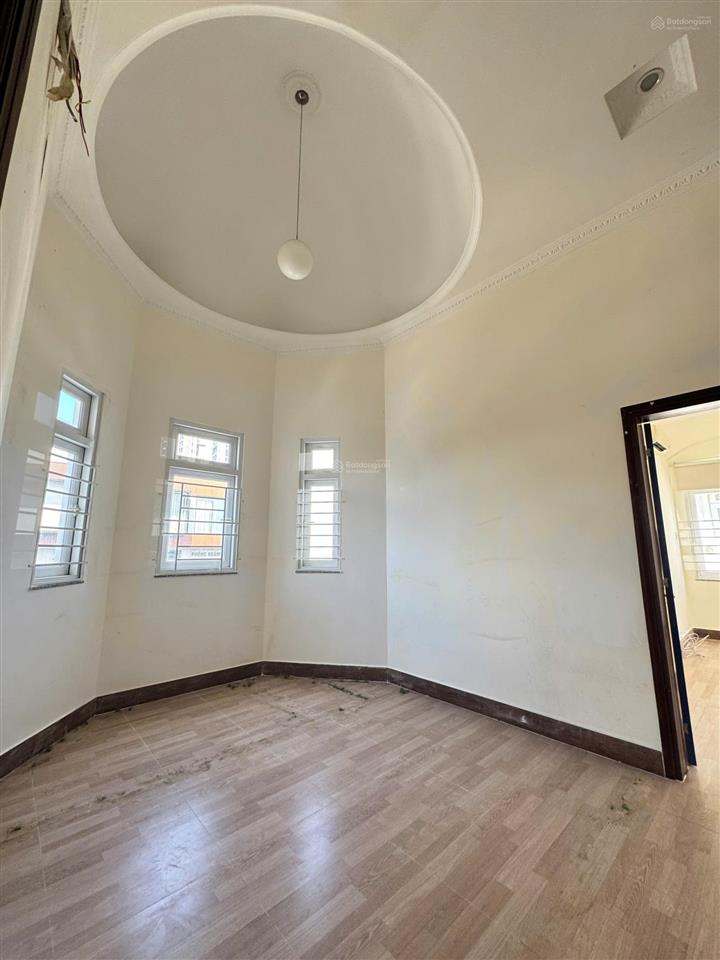 Vị trí đẹp đông đúc thảo điền cho các ngành nghề villa sân vườn 8pn