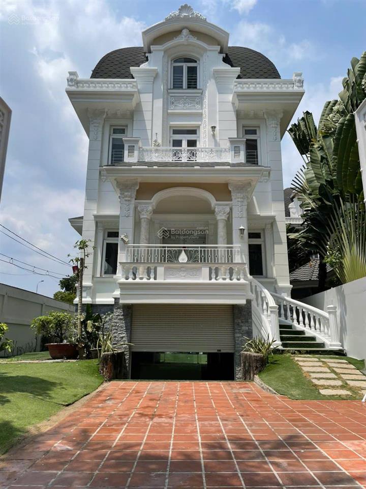 Vị trí đẹp đông đúc thảo điền cho các ngành nghề villa sân vườn 8pn