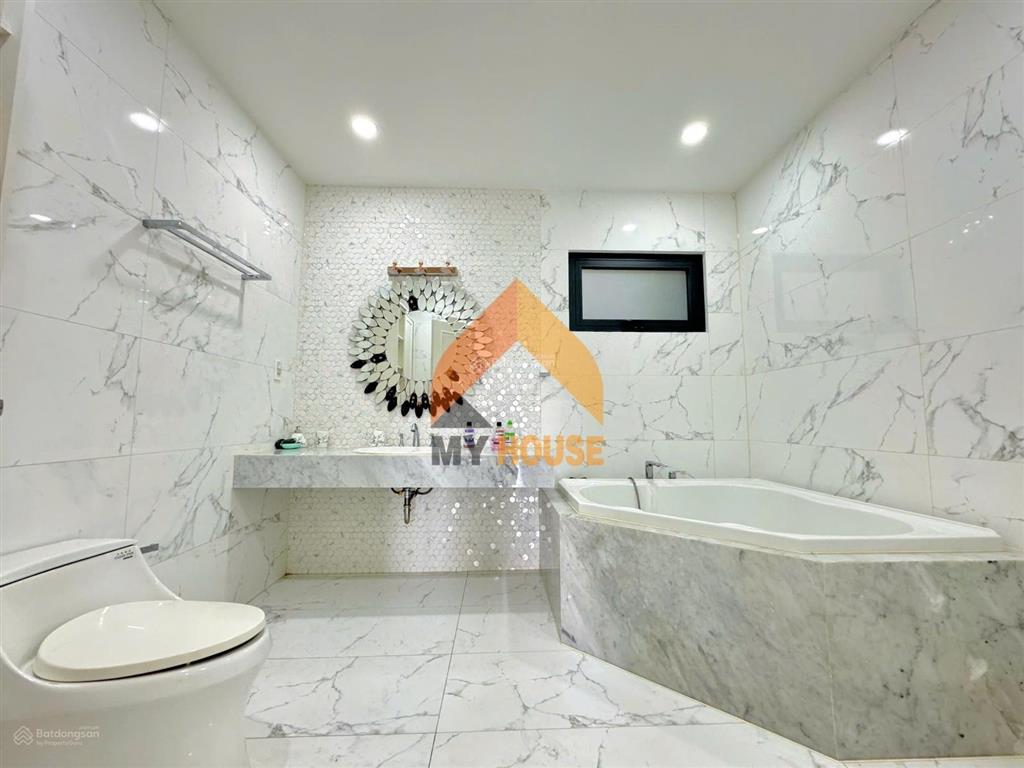 Siêu phẩm villa q2 style hiện đại có thang máy full nội thất ở và vp