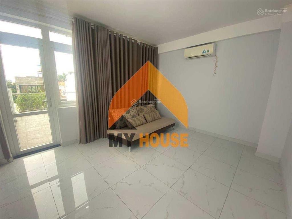 Nhà q2 ngay cầu sg có sân đỗ ô tô 4pn nhà sạch đẹp như hình