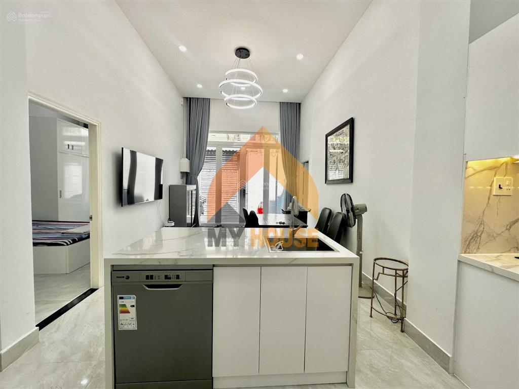 Villa thảo điền sân vườn chill như dalas 2pn cửa sổ to full nội thất xịn