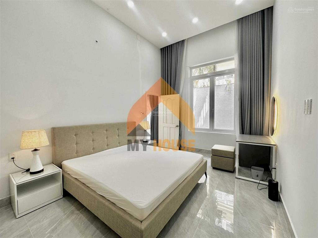 Villa thảo điền sân vườn chill như dalas 2pn cửa sổ to full nội thất xịn