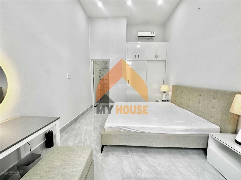 Villa thảo điền sân vườn chill như dalas 2pn cửa sổ to full nội thất xịn