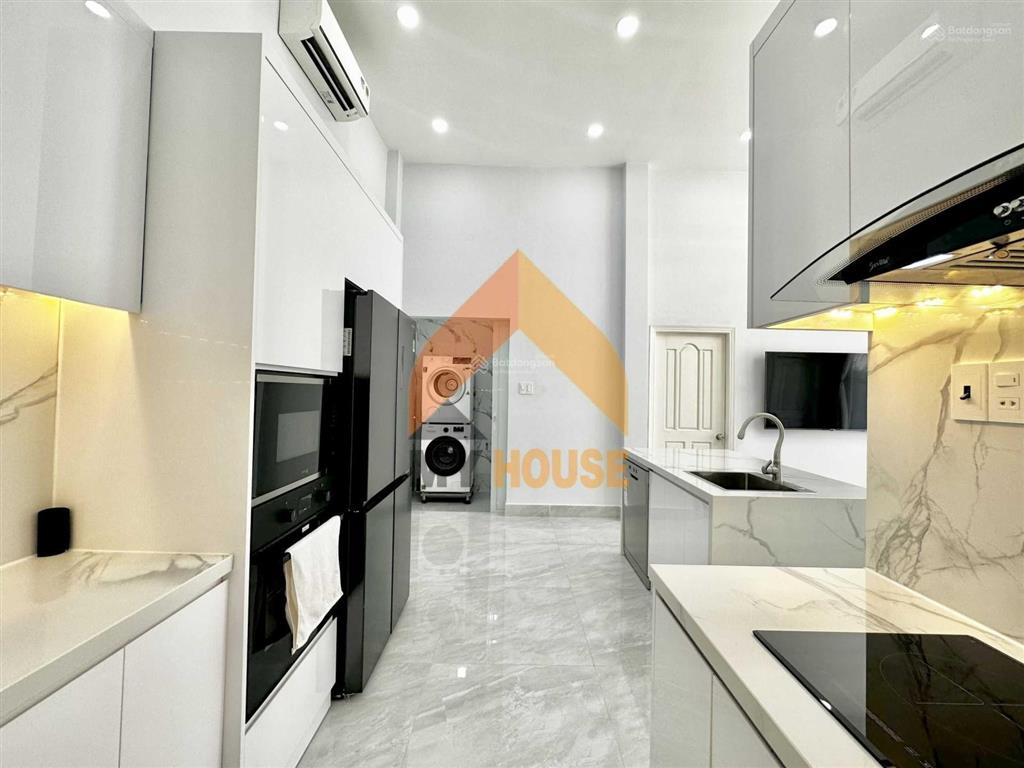 Villa thảo điền sân vườn chill như dalas 2pn cửa sổ to full nội thất xịn