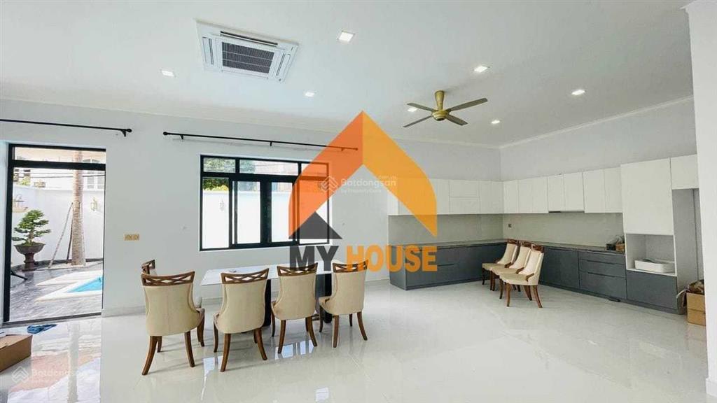 Mặt hàng đỉnh cao lại ra nè ac ơi villa sân vườn hồ bơi thang máy 5pn
