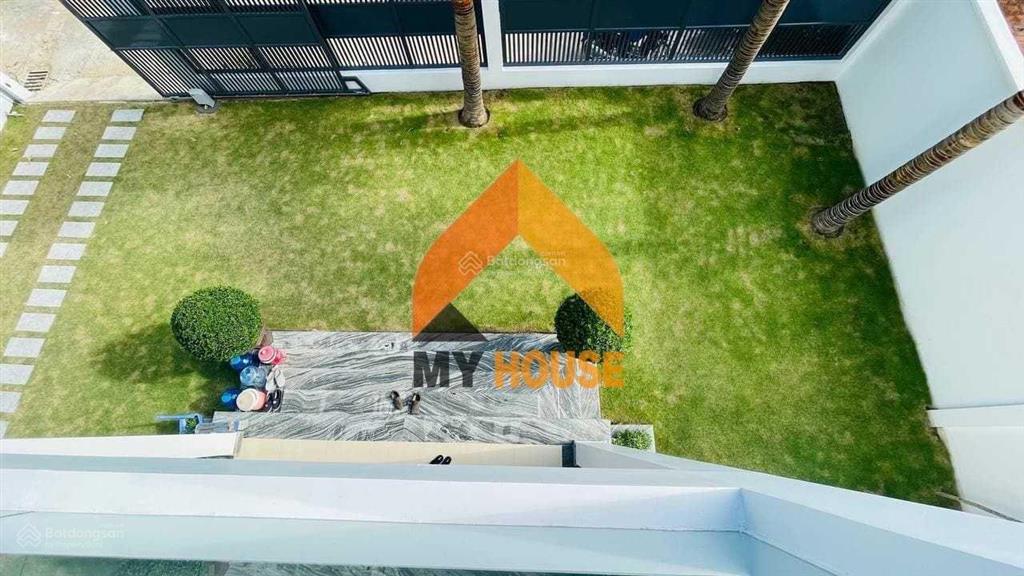Mặt hàng đỉnh cao lại ra nè ac ơi villa sân vườn hồ bơi thang máy 5pn