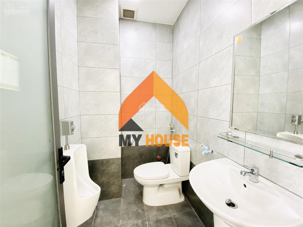 Siêu phẩm quận 2 tòa văn phòng 6 tầng sàn trống suốt, thang máy, máy lạnh tổng giá siêu rẻ
