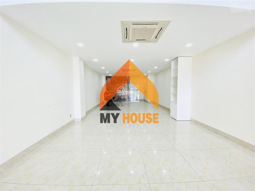 Siêu phẩm quận 2 tòa văn phòng 6 tầng sàn trống suốt, thang máy, máy lạnh tổng giá siêu rẻ