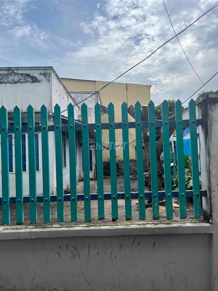 Cần bán nhà Phú Xuân Nhà Bè cũ
