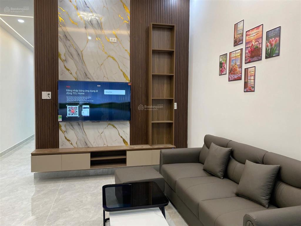 Sang căn nhà 97,5m2 mới 100% nội thất đầy đủ mặt tiền vĩnh phú 42 xe ô tô, sổ hồng