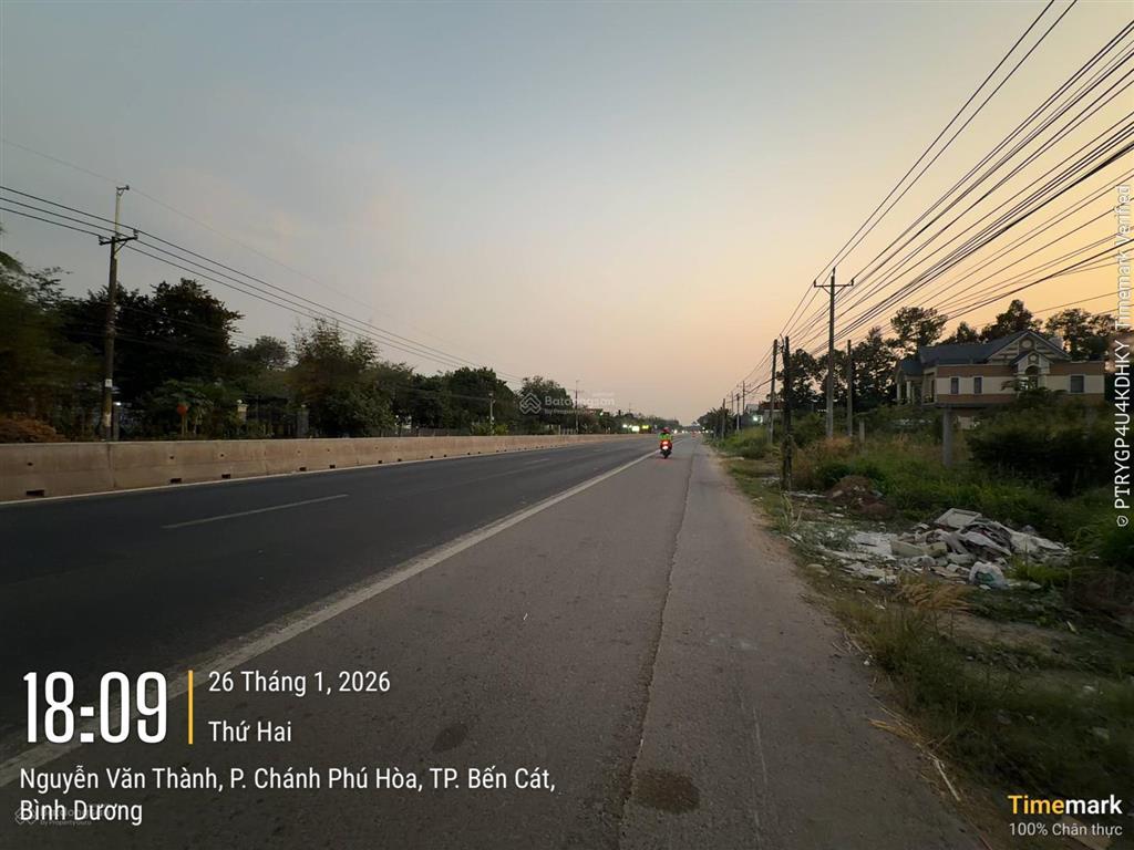 Quỹ đất to hiếm có ngang 15,5m mặt tiền đt 741, thổ cư 300m2, diện tích 729,5m2, rẻ chấn động