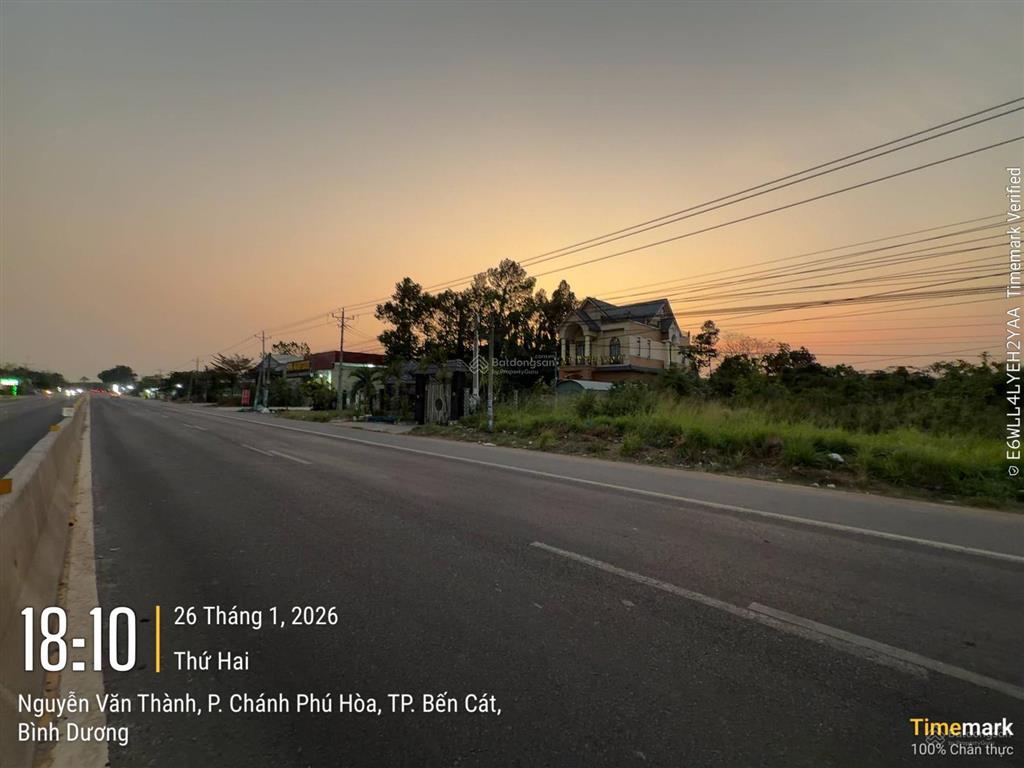Quỹ đất to hiếm có ngang 15,5m mặt tiền đt 741, thổ cư 300m2, diện tích 729,5m2, rẻ chấn động