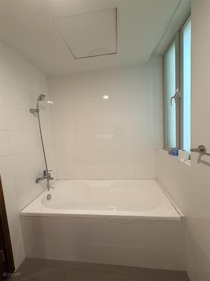 Căn hộ rộng rãi, tầng 12, đối diện sân golf sông bé, 94,7m2 chỉ 2 tỷ 62 all in
