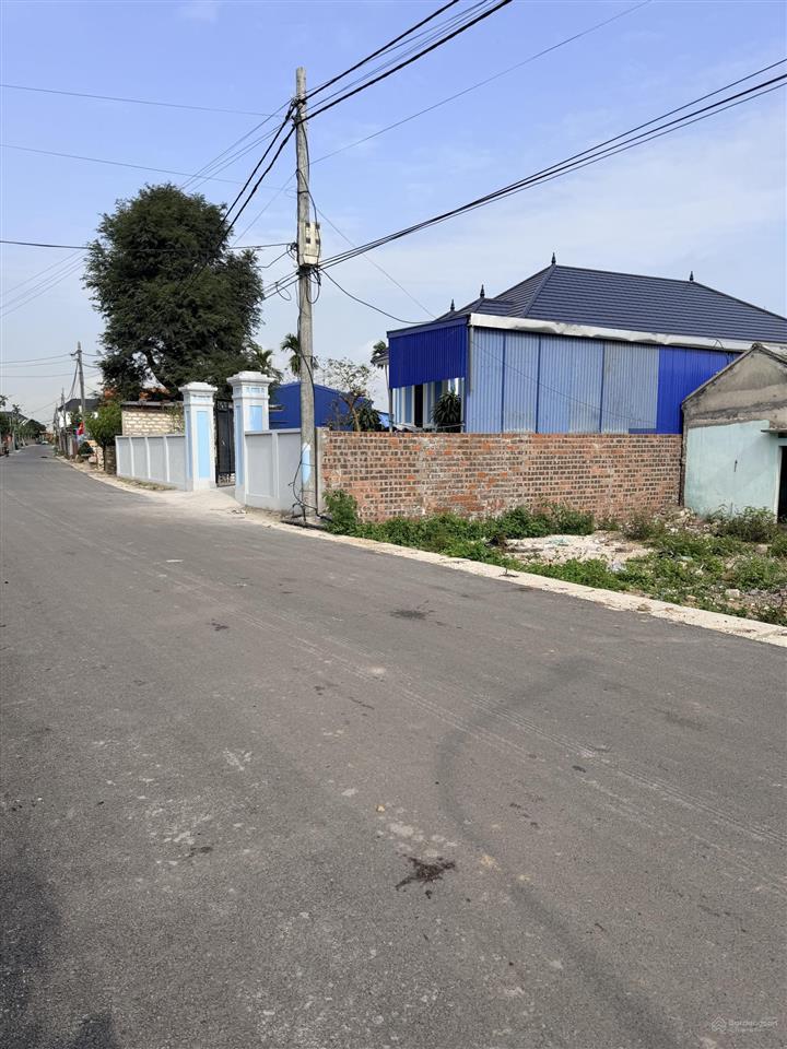 Bán 105m2 đất mặt đường thôn 8m trải nhựa ngũ lão thuỷ nguyên