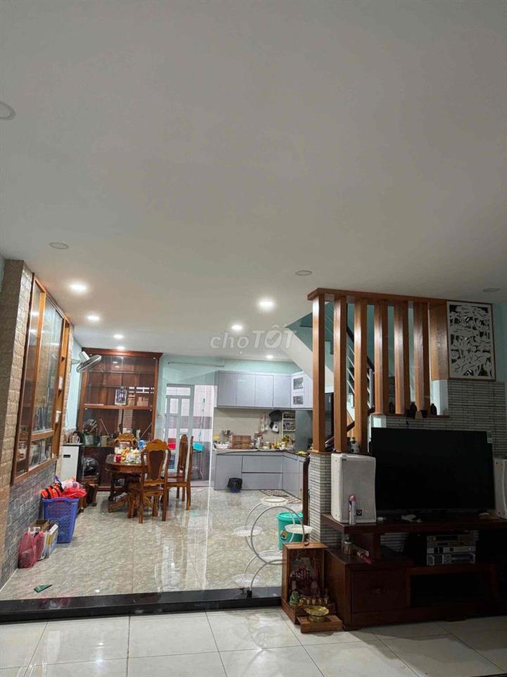 CHO THUÊ NHÀ NGUYÊN CĂN NGAY CHỢ BÌNH THÀNH