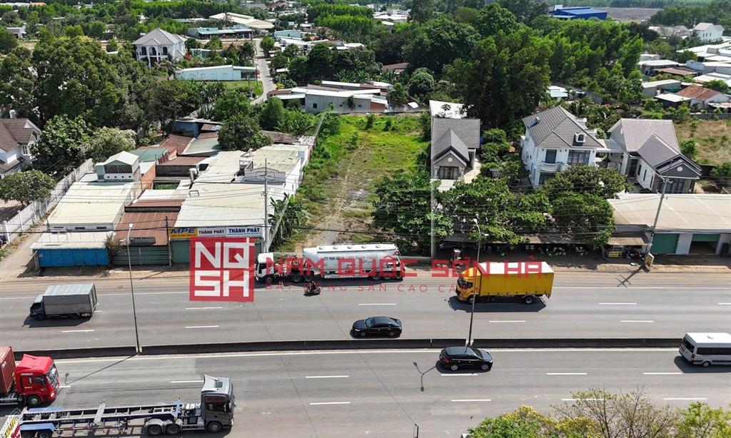 Cần tiền bán gấp lô đất gần 2.000m2 có hơn 1.700m2 thổ cư, giá cực kỳ tốt,  0934 377 ***