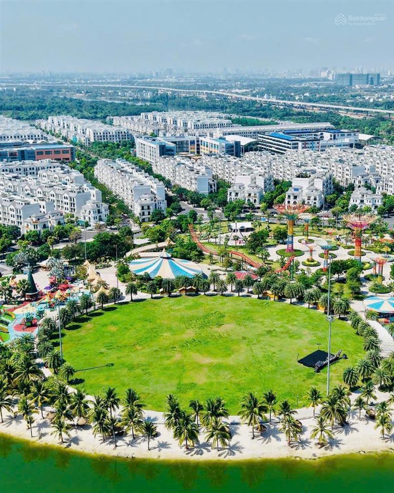 Nhà phố manhattan 84m² trục t4 vinhomes grand park ngay trường liên cấp vinschool