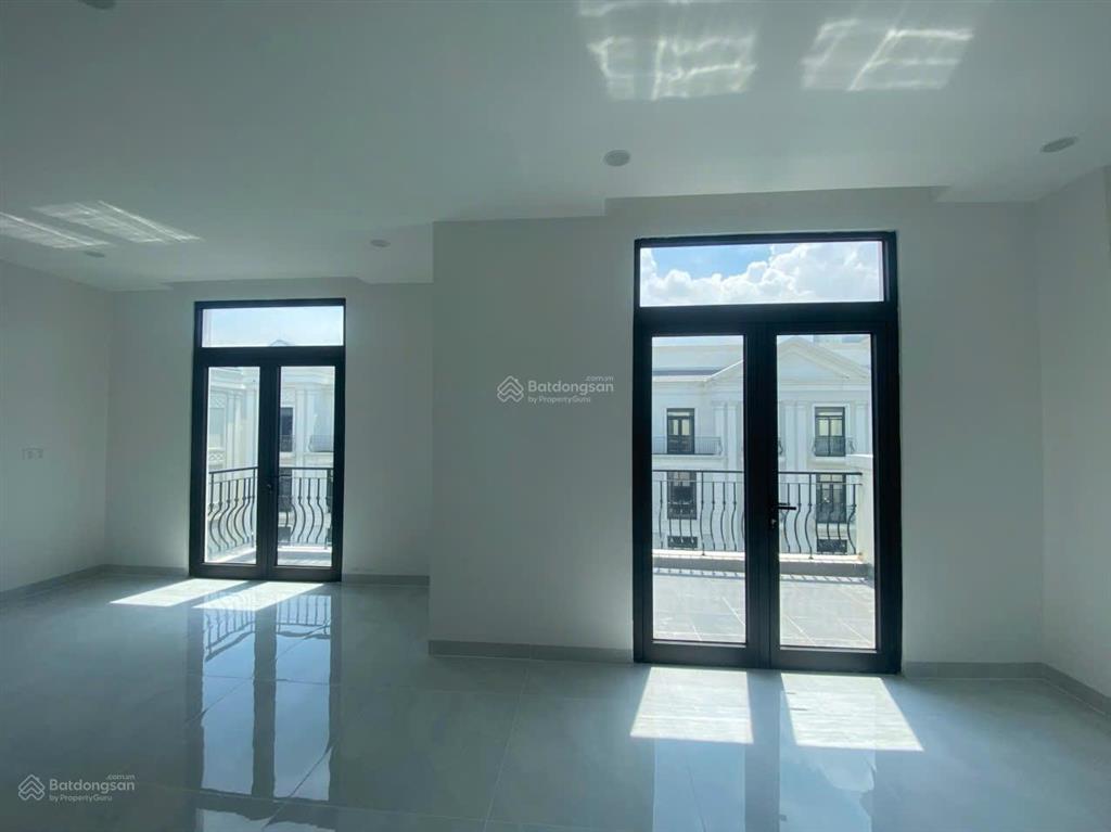 Bán nhà phố manhattan glory 24.2 tỷ | có hđ thuê 40 triệu/tháng