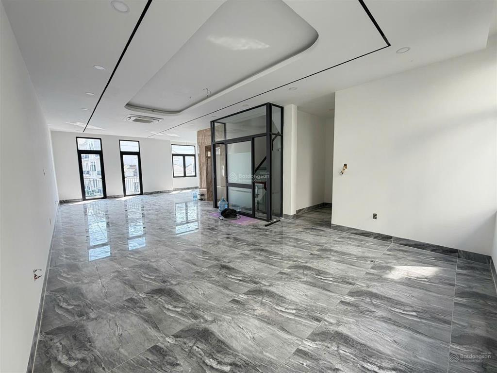 Nhà phố manhattan  vinhomes grand park 126m sổ hồng  dòng tiền 50 triệu/tháng 25,6 tỷ