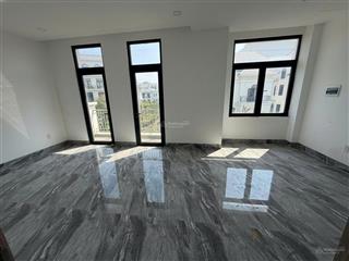 Nhà phố manhattan  vinhomes grand park 126m sổ hồng  dòng tiền 50 triệu/tháng 25,6 tỷ