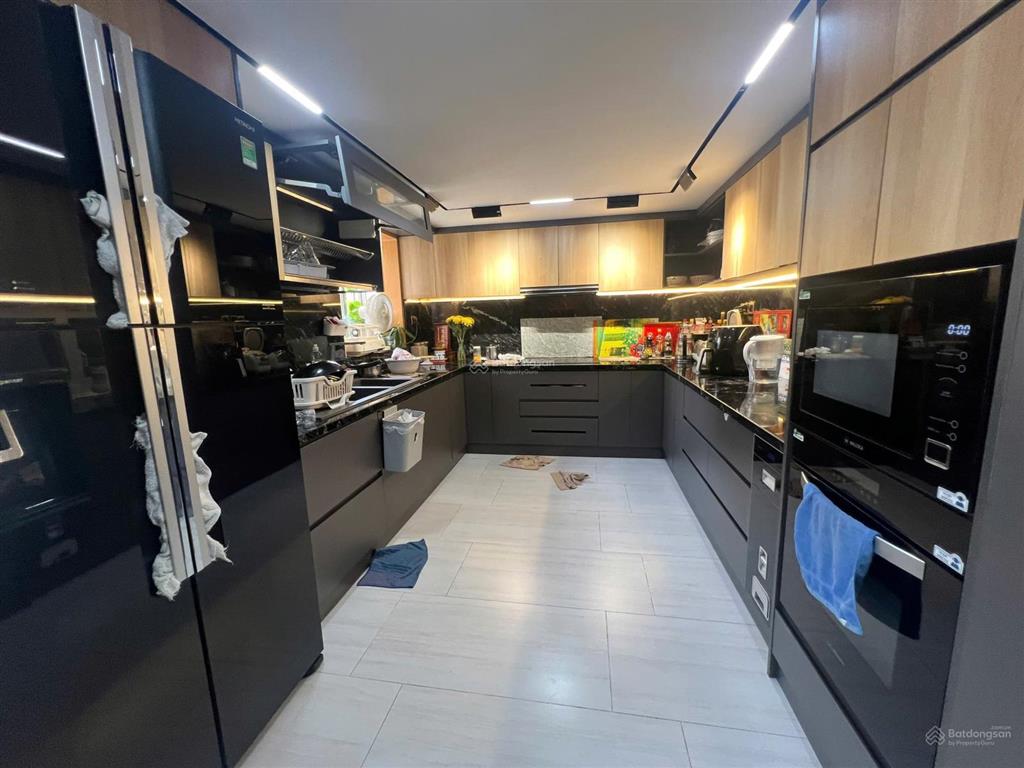 Bán căn hộ q7 sky garden 1 phú mỹ hưng, 134,95m2, 3pn 3wc, giá 9 tỷ