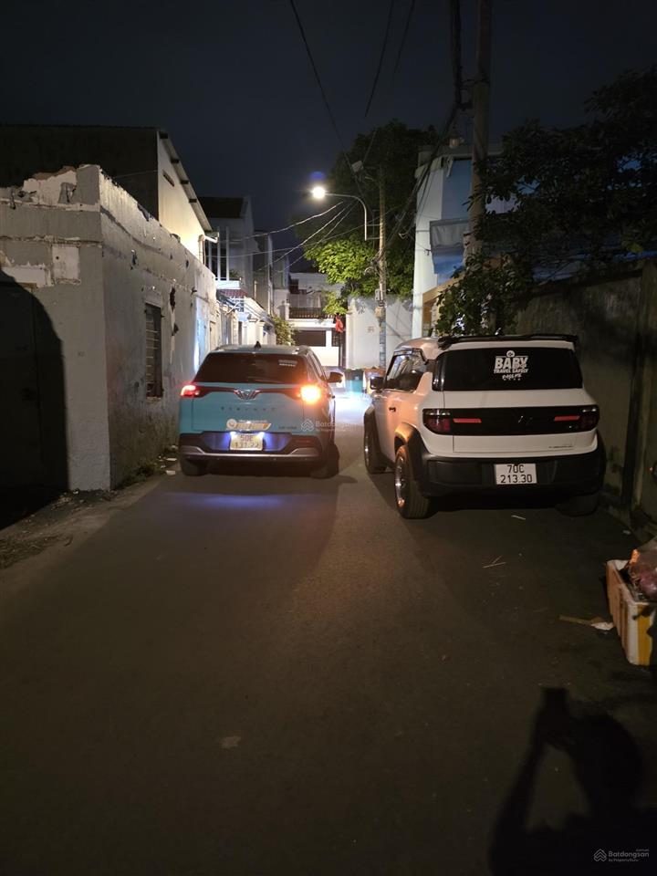 Chính chủ bán lô đất linh trung dt 4.5 x15m hẻm xe hơi thông giá 6ty2  0397 939 ***